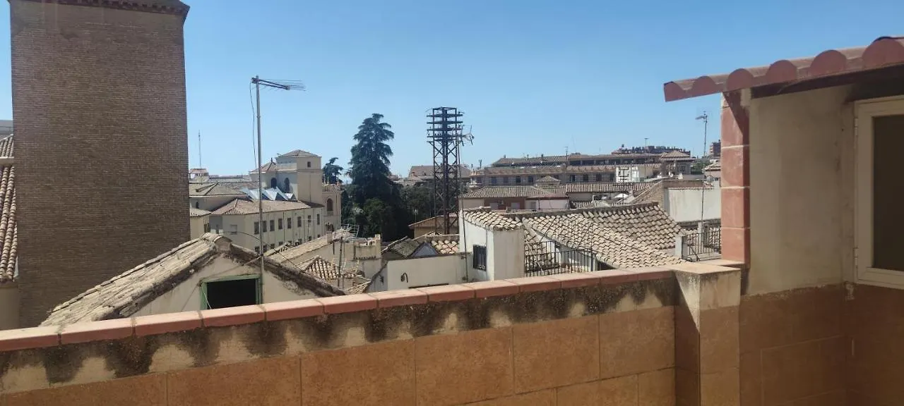 Homestay Habitacion Con Bano Privado En Casa De 3 Habitaciones En El Barrio Mas Historico Granada Spain